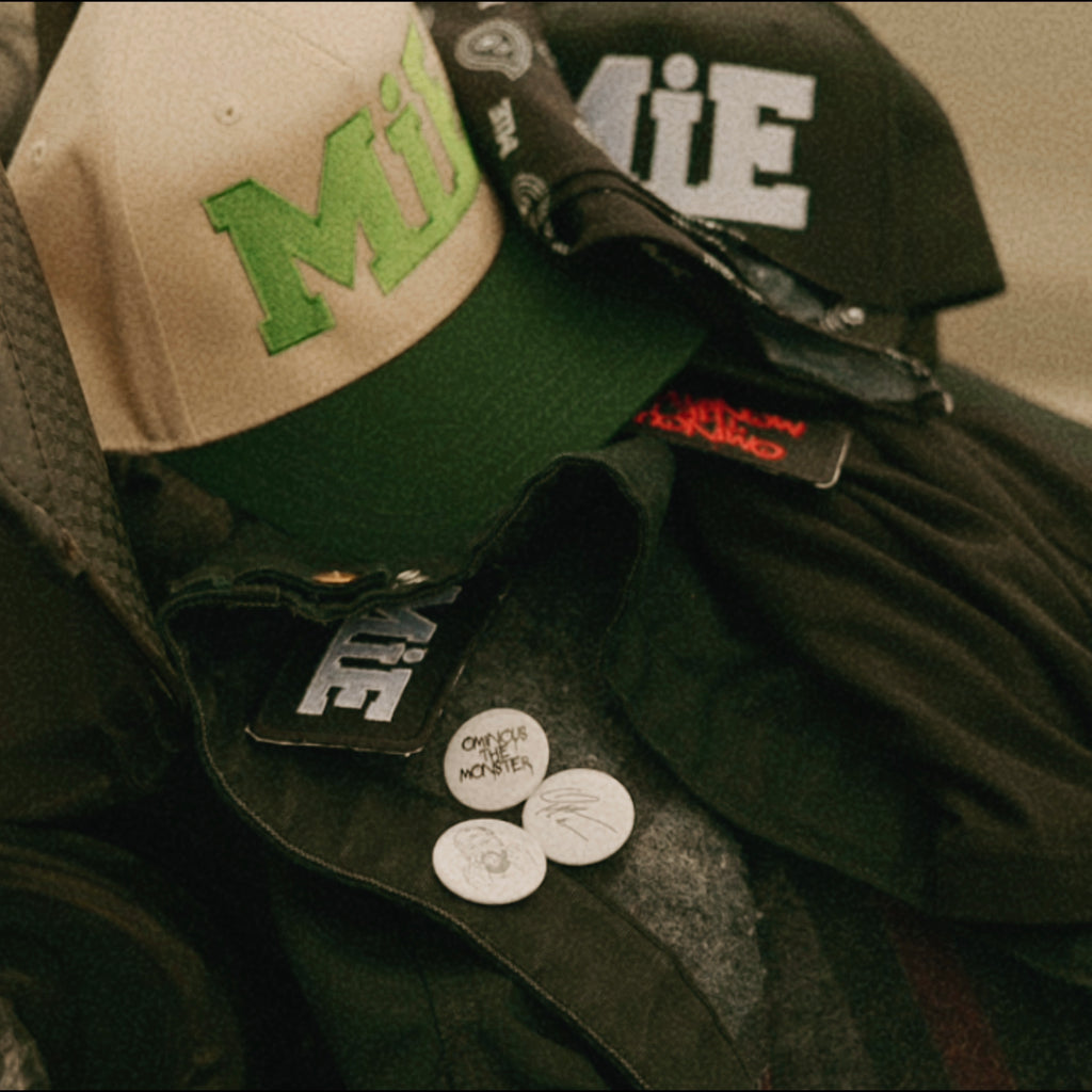 Black MiE SnapBack